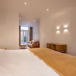 Apartment Stylish Coastal With Fireplace & Terrace In Ostend